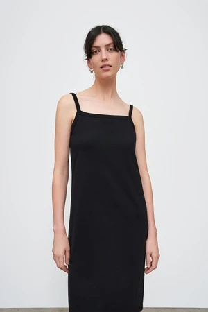 KowtowSlip - Image 3