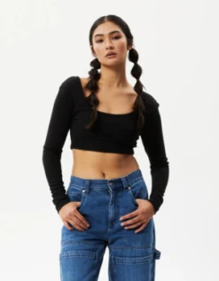 AfendsMilla Rib Long Sleeve Cropped Top - Black
