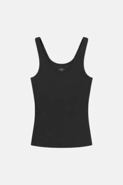 The RangeNo Bra Club Cropped Cami - Jet Black