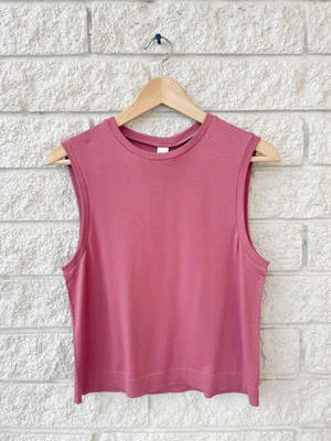 VarleyPAGE SEAMLESS CROP TANK - ROSE WINE - Image 2