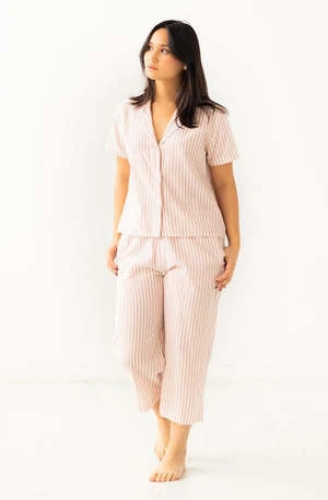 SALUACropped Button Down-High Waisted Striped Capri - Image 7