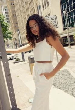 NKCTippi Crop Top - White