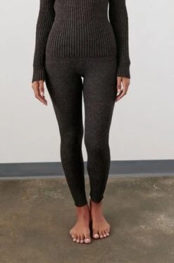 Wol HideLayering Rib Legging - Black