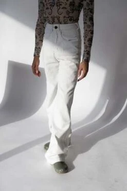 MundakaRecto Corduroy Pants - White